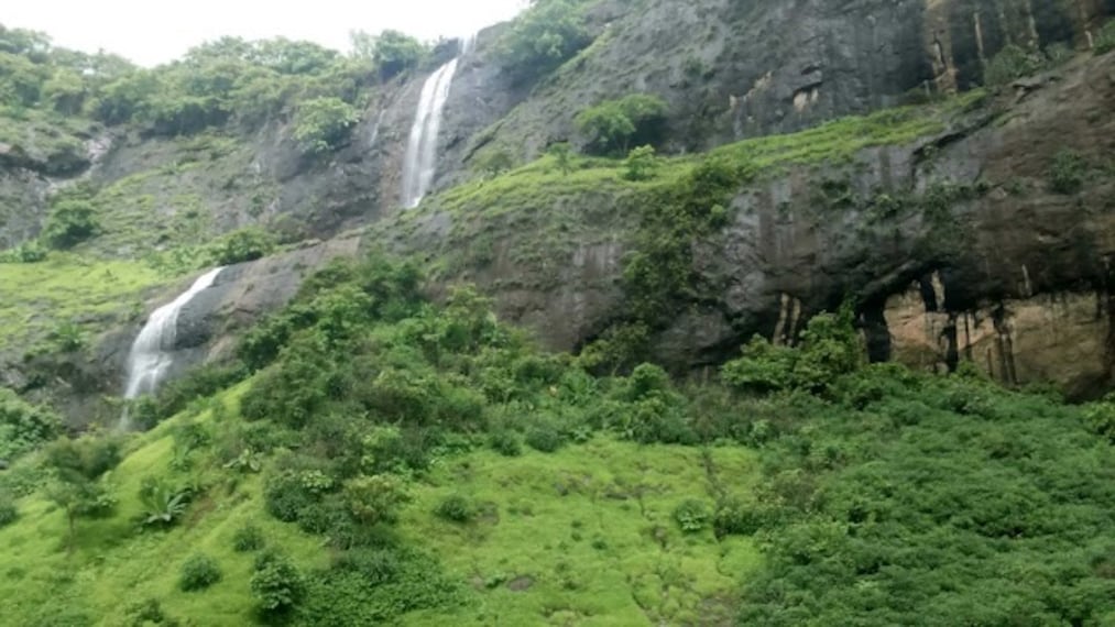Navi Mumbai_Pandavkada_falls_3